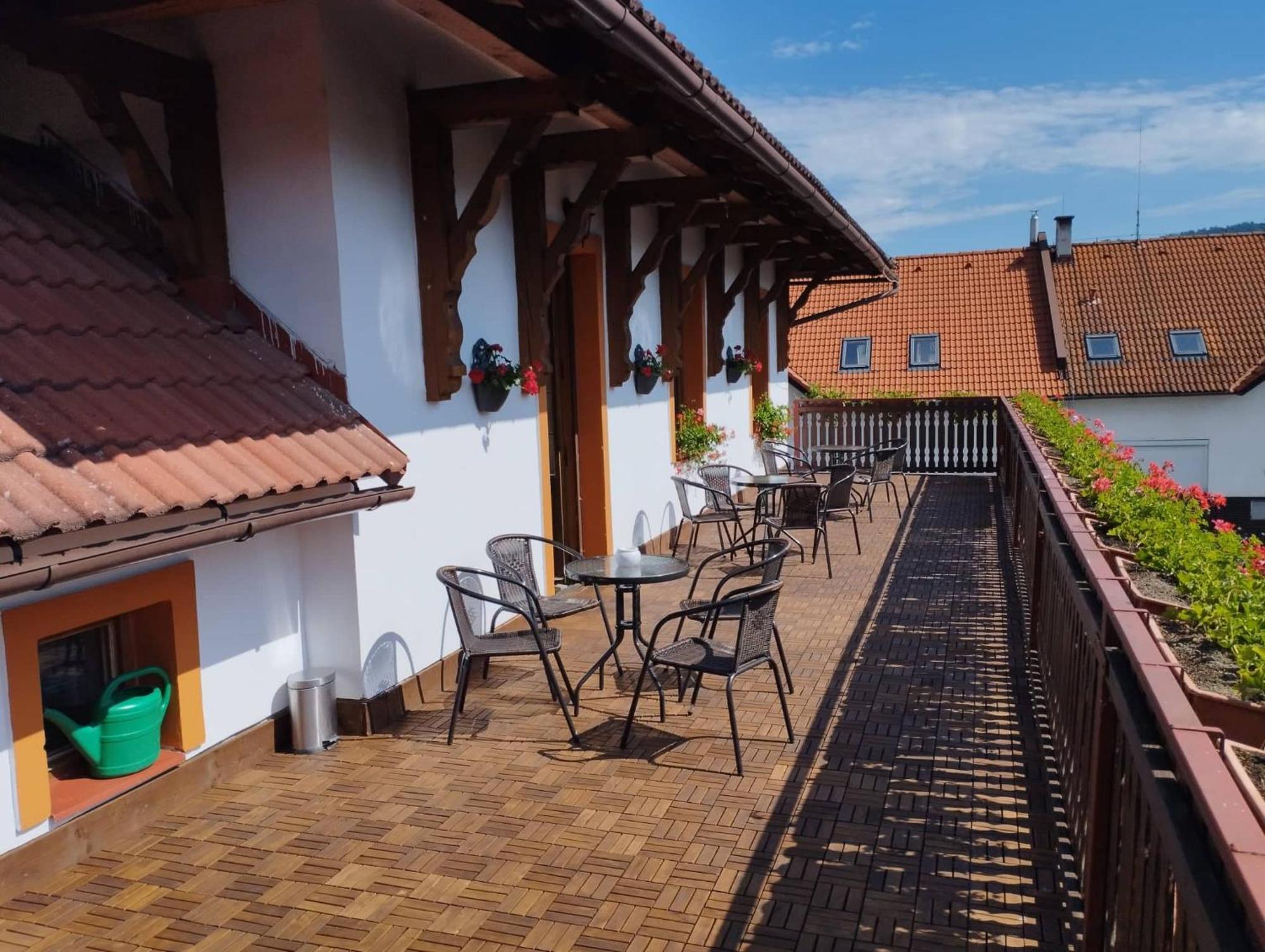 Penzion Restaurace U Helferu Libuň エクステリア 写真