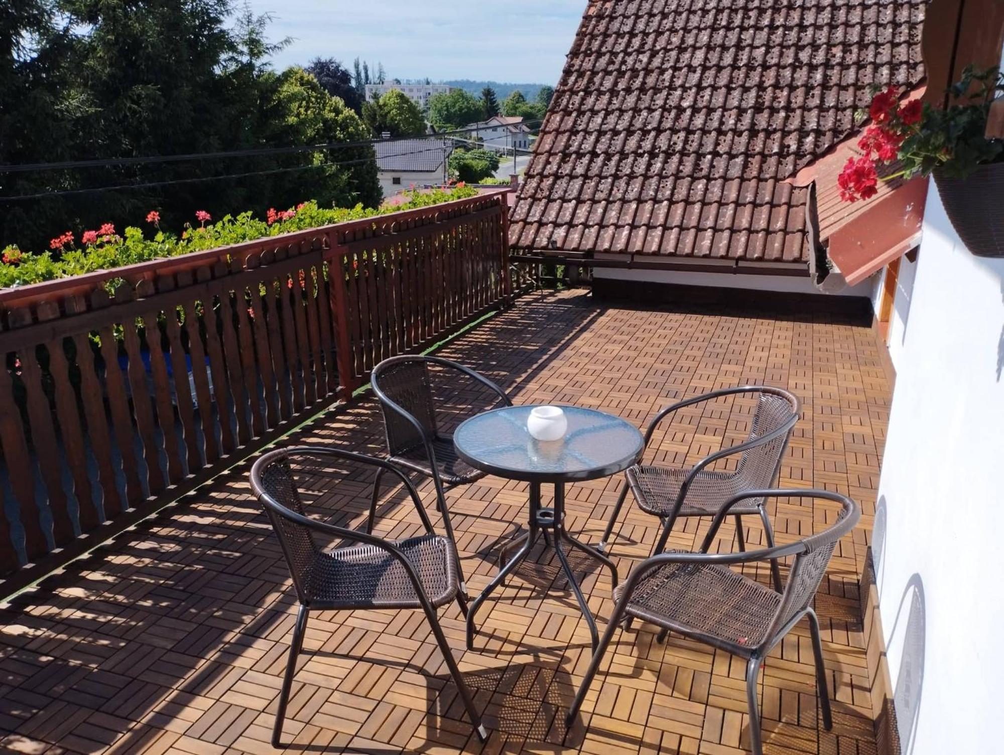 Penzion Restaurace U Helferu Libuň エクステリア 写真
